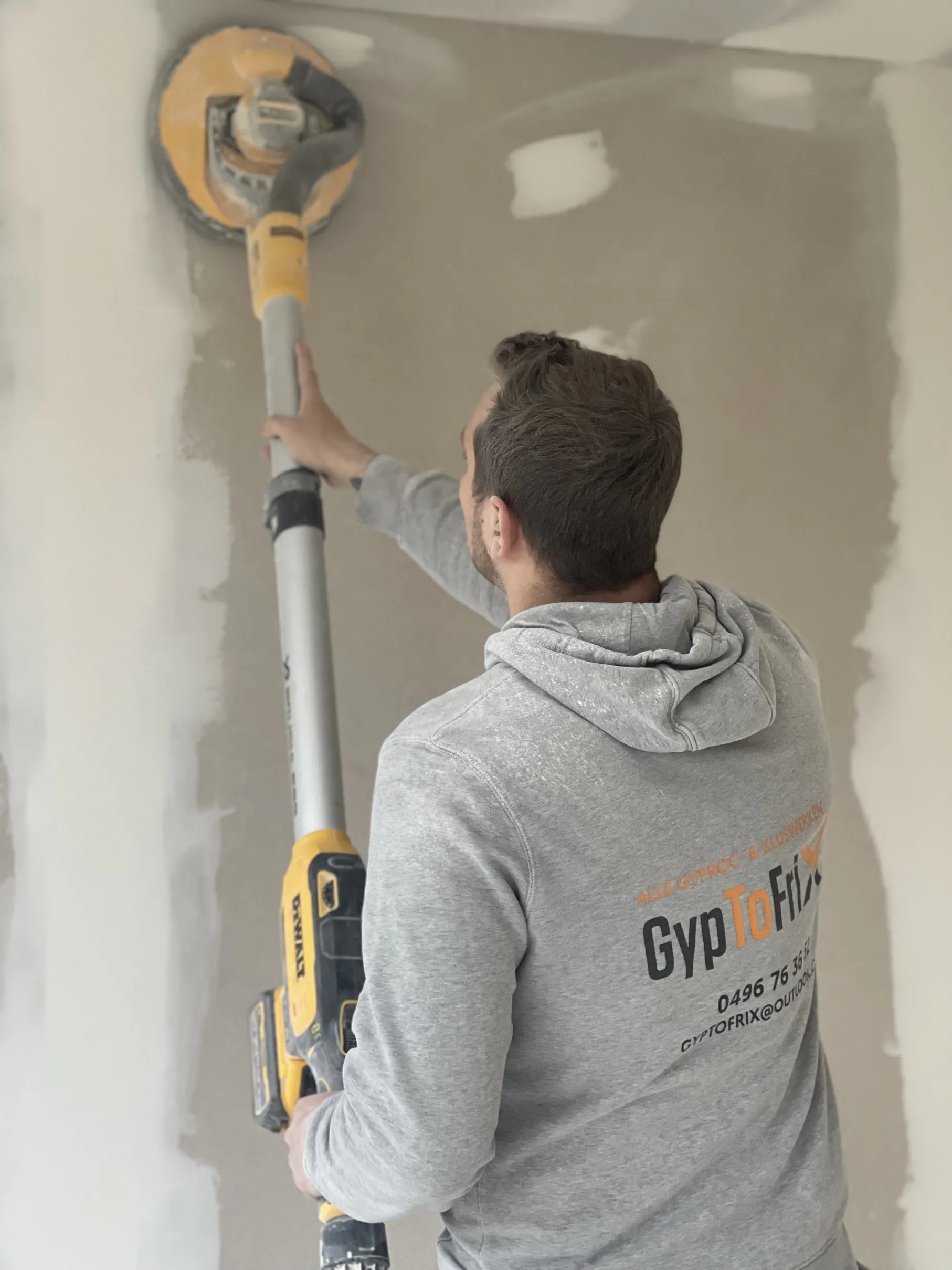 Handyman aan het werk